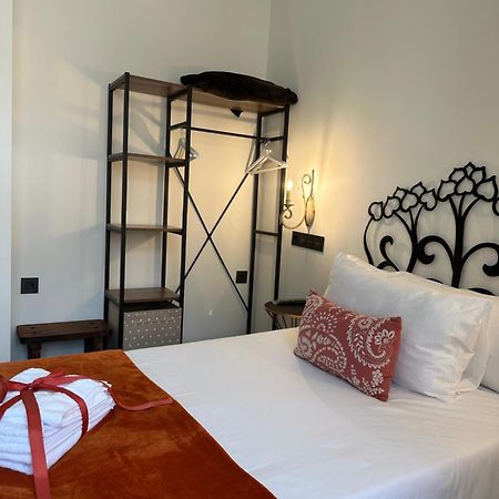 Claren'S Boutique Rooms Cangas De Narcea Esterno foto